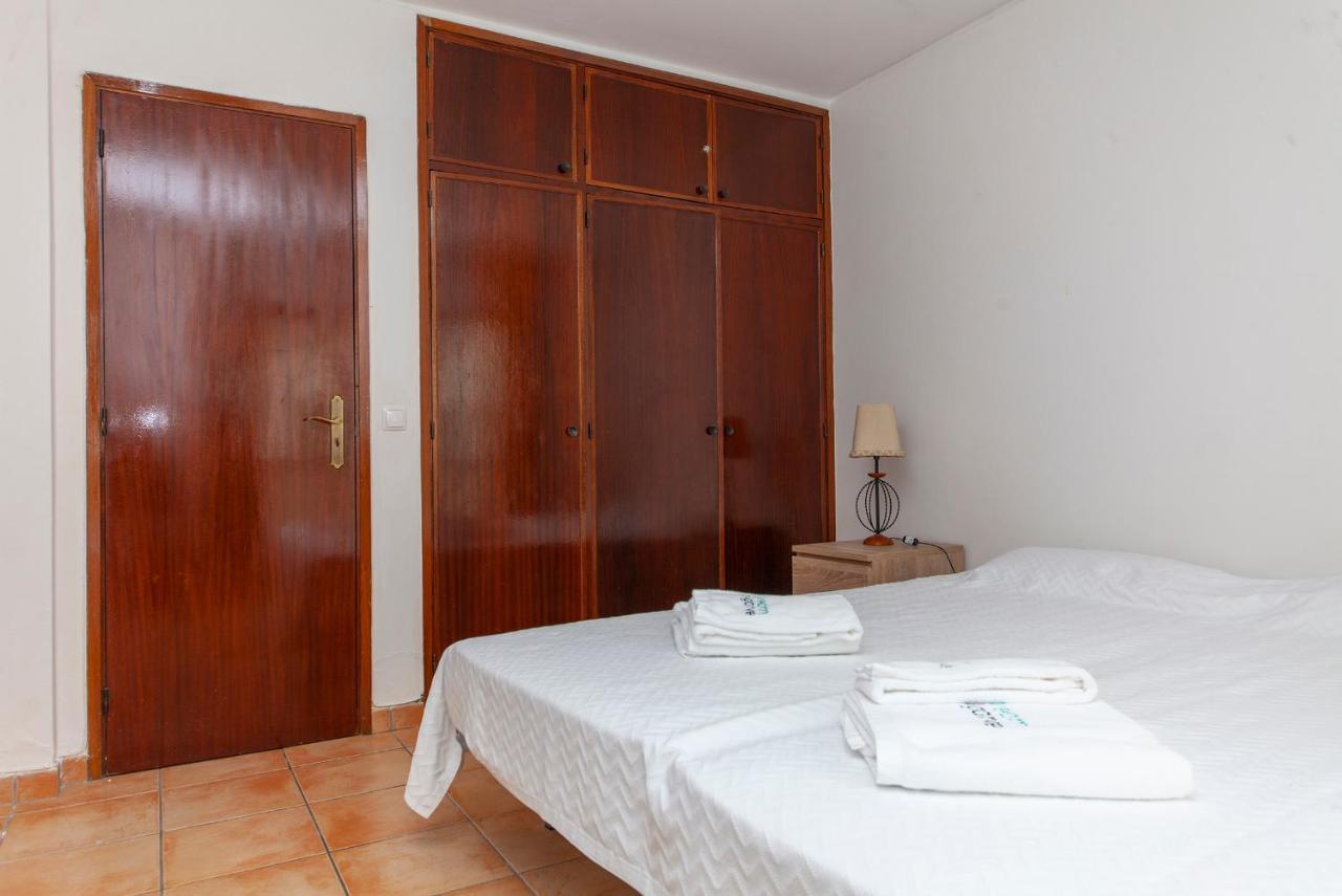 B18 - Village Street Apartment Lagos Buitenkant foto